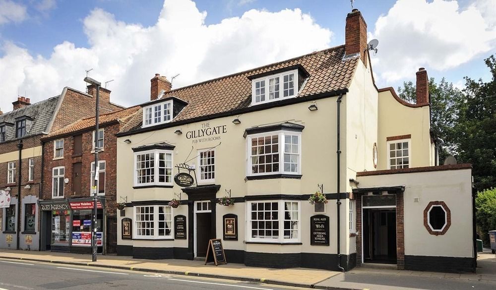 Bed & Breakfast The Gillygate Pub